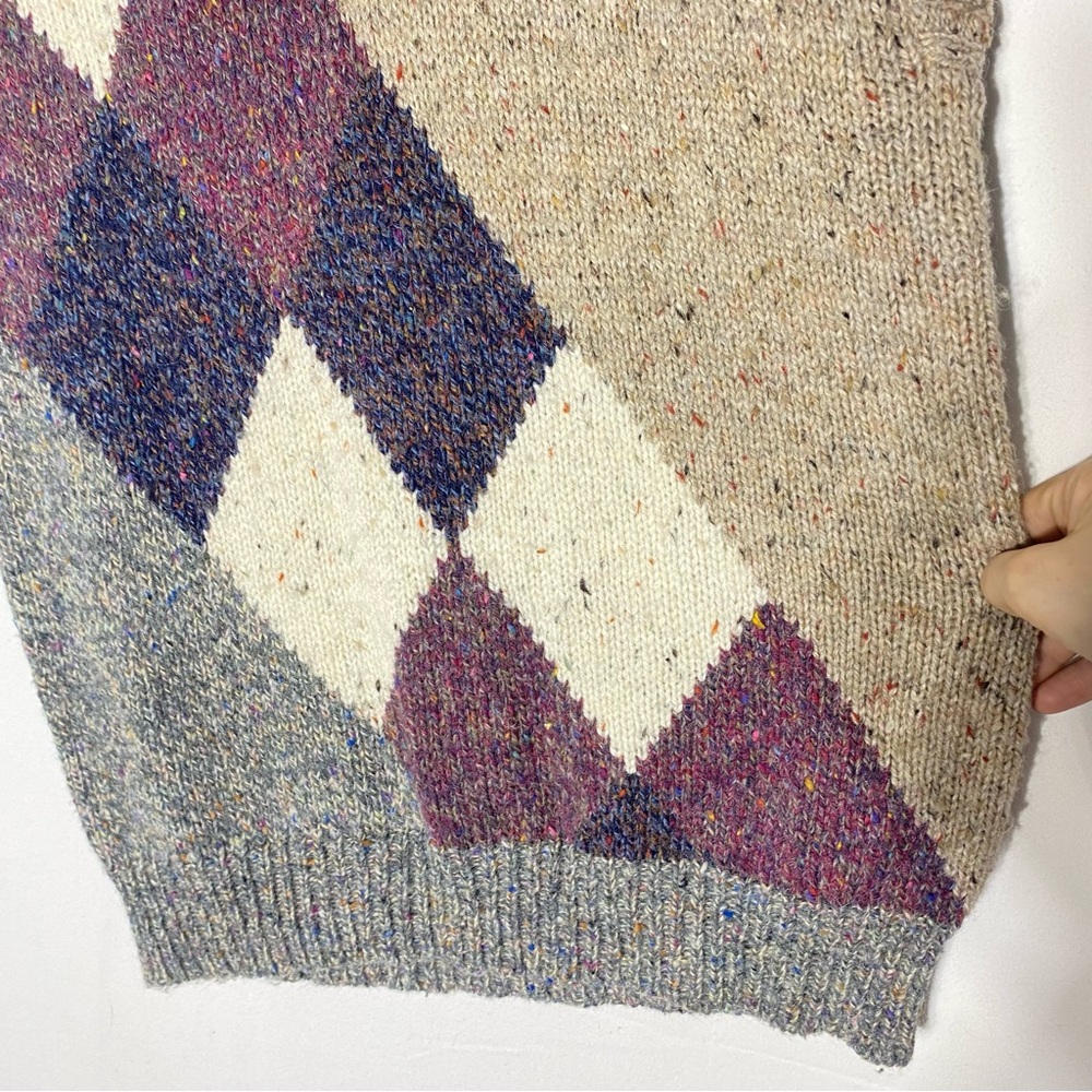Vintage Sears The Men’s Store Tan Grey Burgundy Argyle Sweater Vest S - Picture 9 of 15
